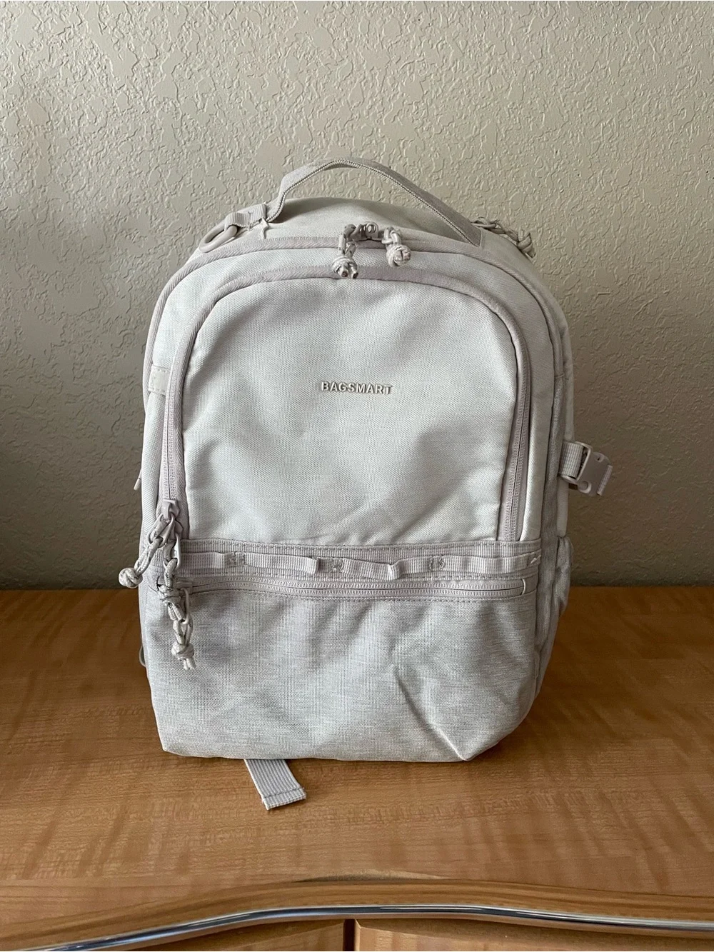 Bagsmart excellent preowned